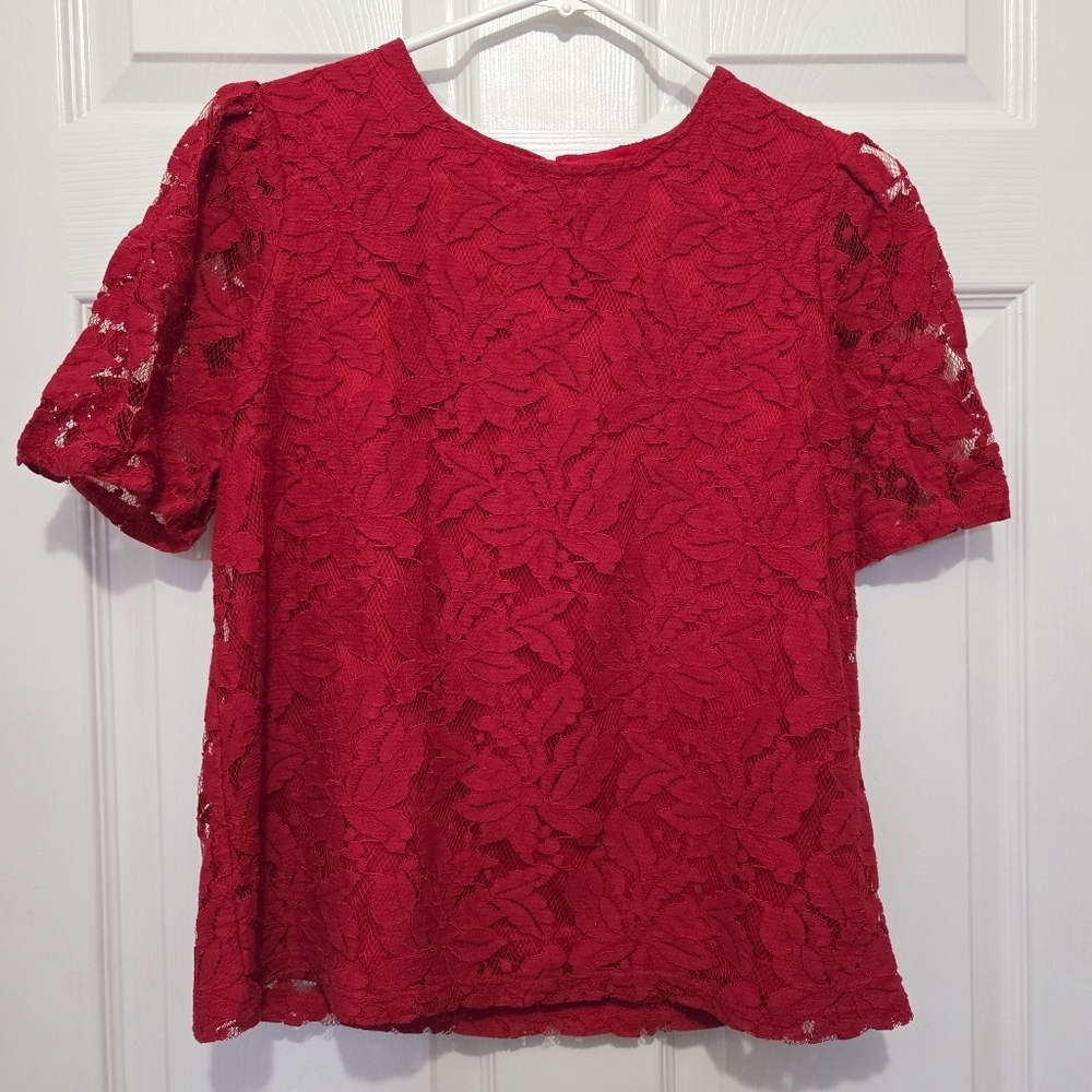 Liz Claiborne Red Lace Floral Short Sleeve Top Size Small Business Casual Office